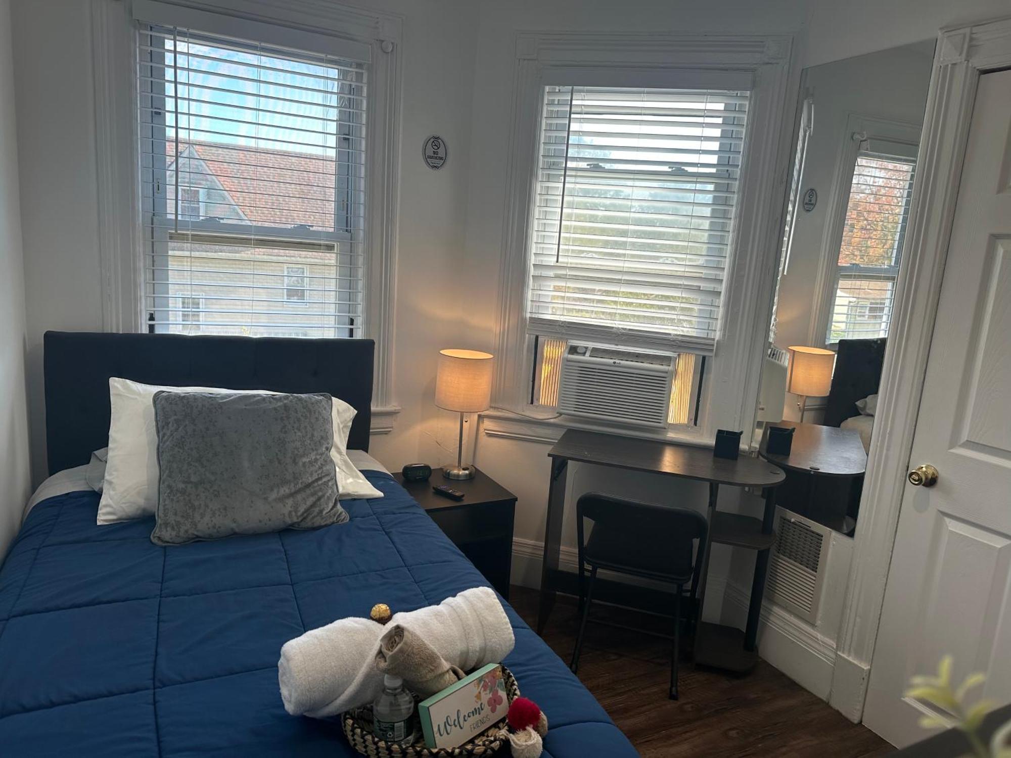 Cozy Private Bedrooms Kitchen Wifi Енглвуд Екстер'єр фото